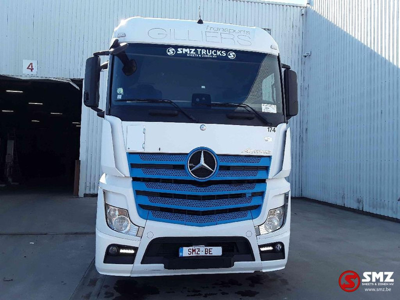 Mercedes-Benz Actros 1845 REtarder - Nyergesvontató: 2 kép. Mercedes-Benz Actros 1845 REtarder - Nyergesvontató: 2 kép.