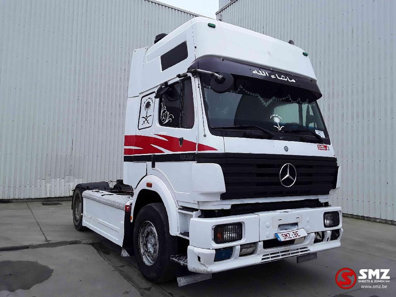 Mercedes-Benz SK 1838 eurocab manual E2 om442 - Nyergesvontató: 1 kép. Mercedes-Benz SK 1838 eurocab manual E2 om442 - Nyergesvontató: 1 kép.