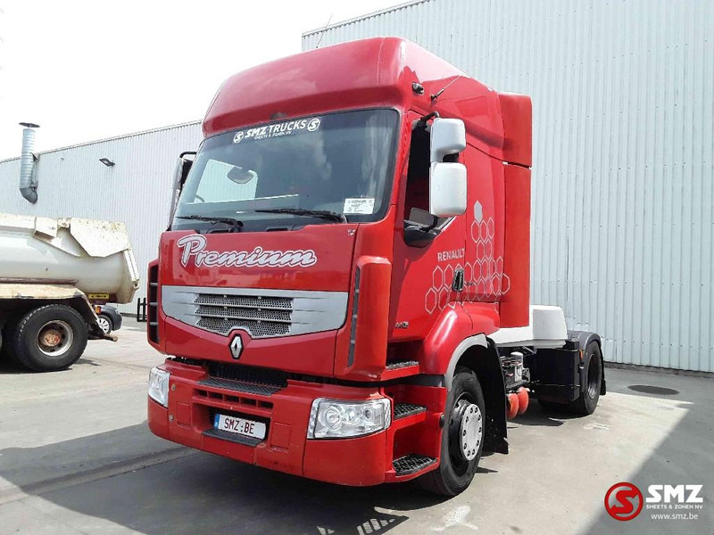 Renault Premium 440 manual - Nyergesvontató: 3 kép. Renault Premium 440 manual - Nyergesvontató: 3 kép.