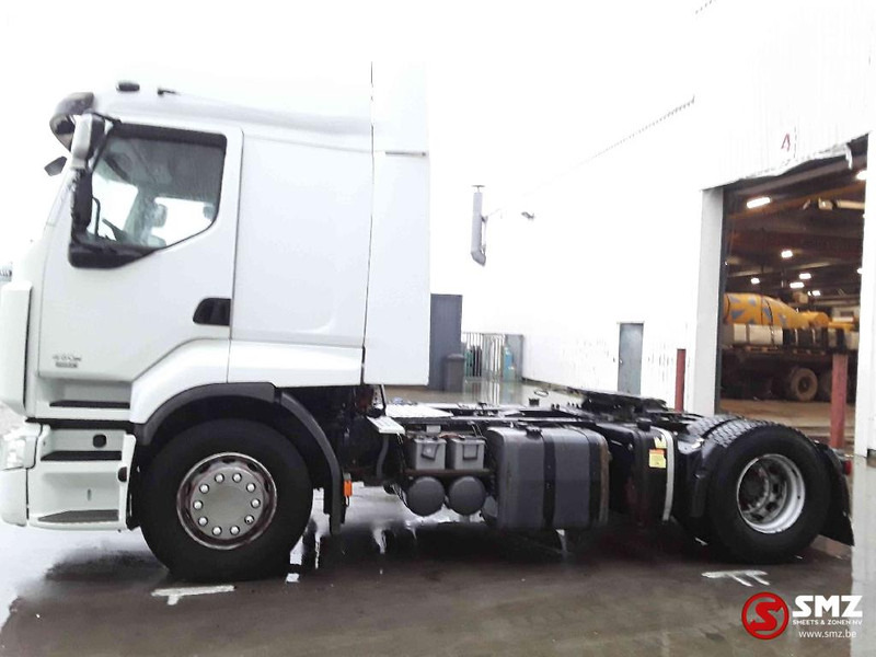 Renault Premium 450 - Nyergesvontató: 5 kép. Renault Premium 450 - Nyergesvontató: 5 kép.