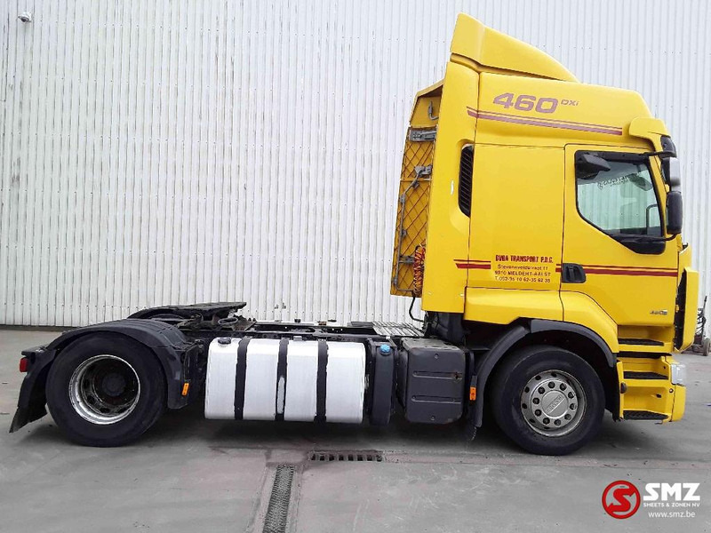 Renault Premium 460 - Nyergesvontató: 4 kép. Renault Premium 460 - Nyergesvontató: 4 kép.