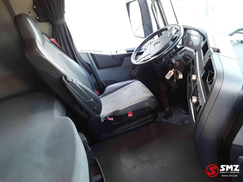 Nyergesvontató Renault T 460 retarder 2 tanks: 6 kép. Nyergesvontató Renault T 460 retarder 2 tanks: 6 kép.