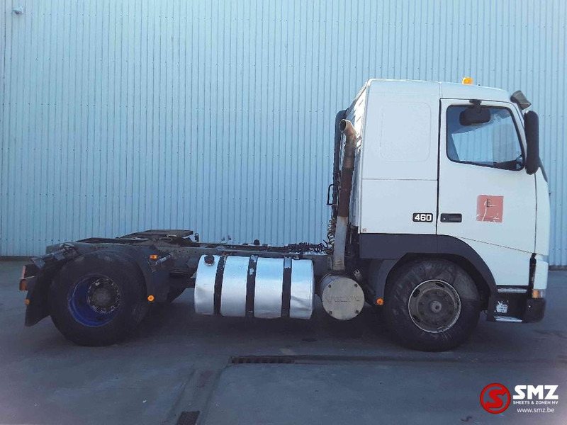 Volvo FH 12 460 Steel-Lames hydraulic - Nyergesvontató: 4 kép. Volvo FH 12 460 Steel-Lames hydraulic - Nyergesvontató: 4 kép.