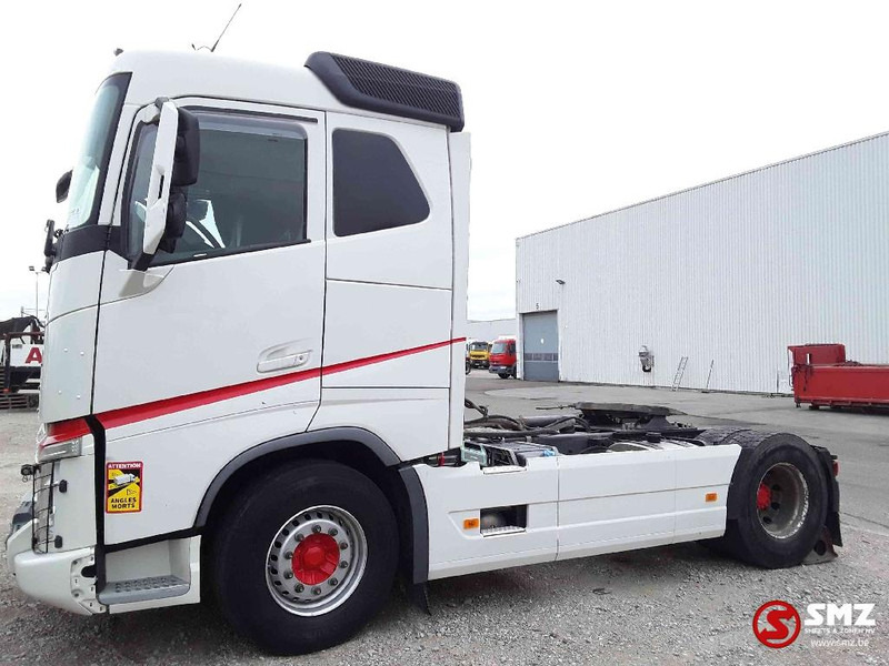 Volvo FH 500 damaged retarder - Nyergesvontató: 5 kép. Volvo FH 500 damaged retarder - Nyergesvontató: 5 kép.