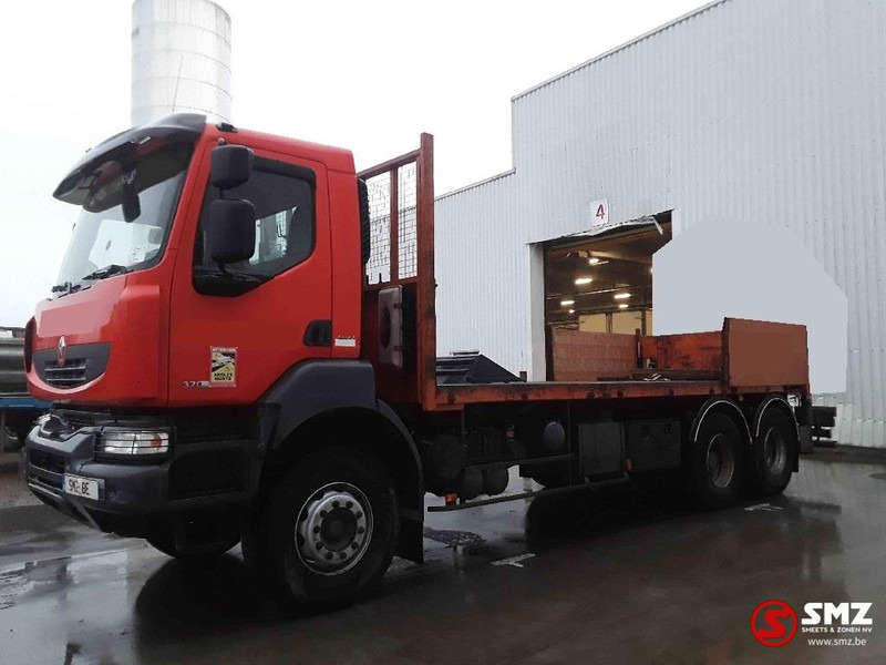 Renault Kerax 370 DXI - Platós teherautó: 5 kép. Renault Kerax 370 DXI - Platós teherautó: 5 kép.