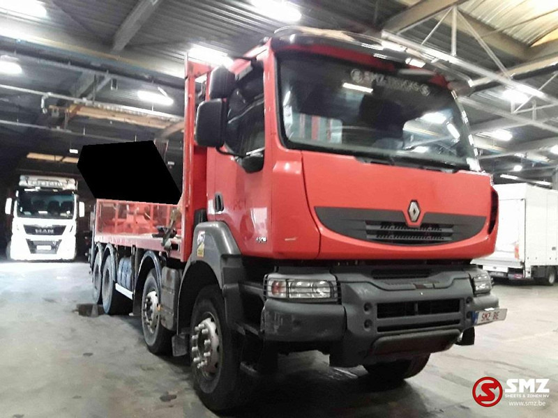 Renault Kerax 430 - Platós teherautó: 1 kép. Renault Kerax 430 - Platós teherautó: 1 kép.