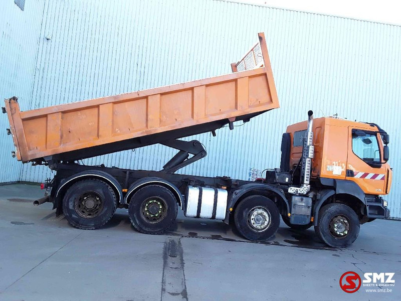 Renault Kerax 450 146'km intarder - Billenőplatós teherautó: 4 kép. Renault Kerax 450 146'km intarder - Billenőplatós teherautó: 4 kép.