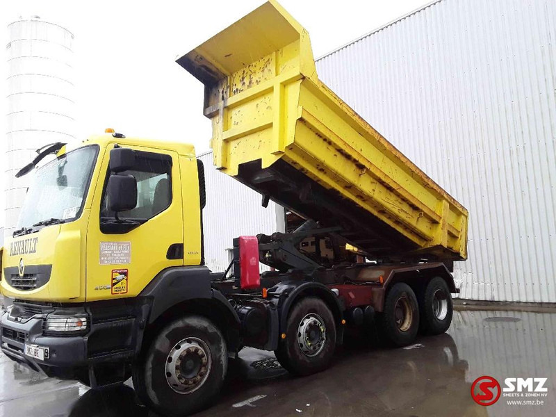 Renault Kerax 450 - Billenőplatós teherautó: 5 kép. Renault Kerax 450 - Billenőplatós teherautó: 5 kép.