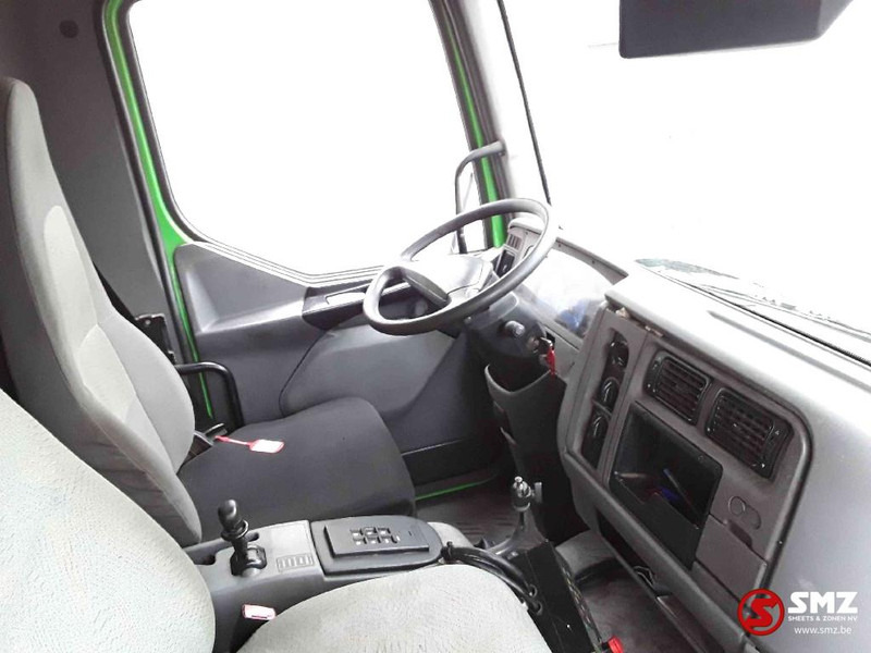 Renault Midlum 220 - Szemetesautó: 5 kép. Renault Midlum 220 - Szemetesautó: 5 kép.