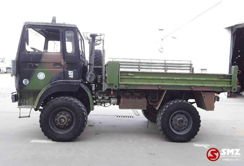 Renault TRM 2000 4x4 - Teherautó: 5 kép. Renault TRM 2000 4x4 - Teherautó: 5 kép.