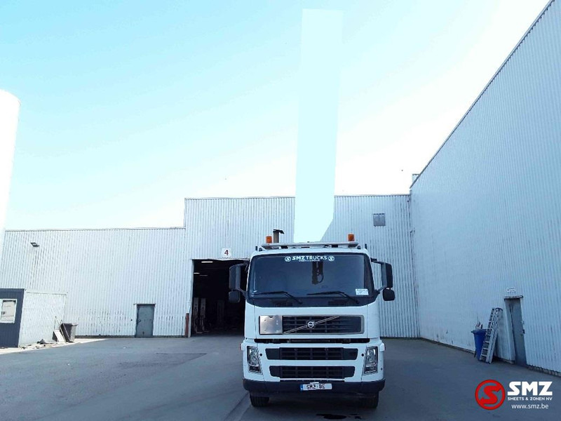 Volvo FM 12 420 big axles steel lames - Platós teherautó: 2 kép. Volvo FM 12 420 big axles steel lames - Platós teherautó: 2 kép.