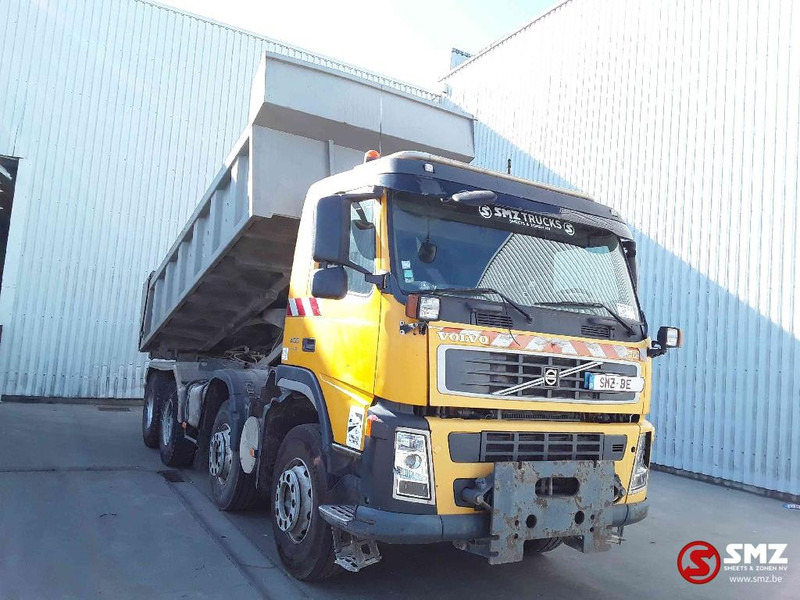 Volvo FM 400 8x4 Euro 4 - Billenőplatós teherautó: 1 kép. Volvo FM 400 8x4 Euro 4 - Billenőplatós teherautó: 1 kép.