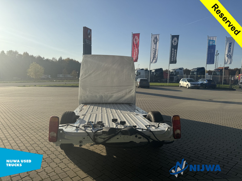 Renault Master E-Tech 145 L3H1 platform cabine - Kisteherautó, Elektromos kisteherautó: 5 kép. Renault Master E-Tech 145 L3H1 platform cabine - Kisteherautó, Elektromos kisteherautó: 5 kép.