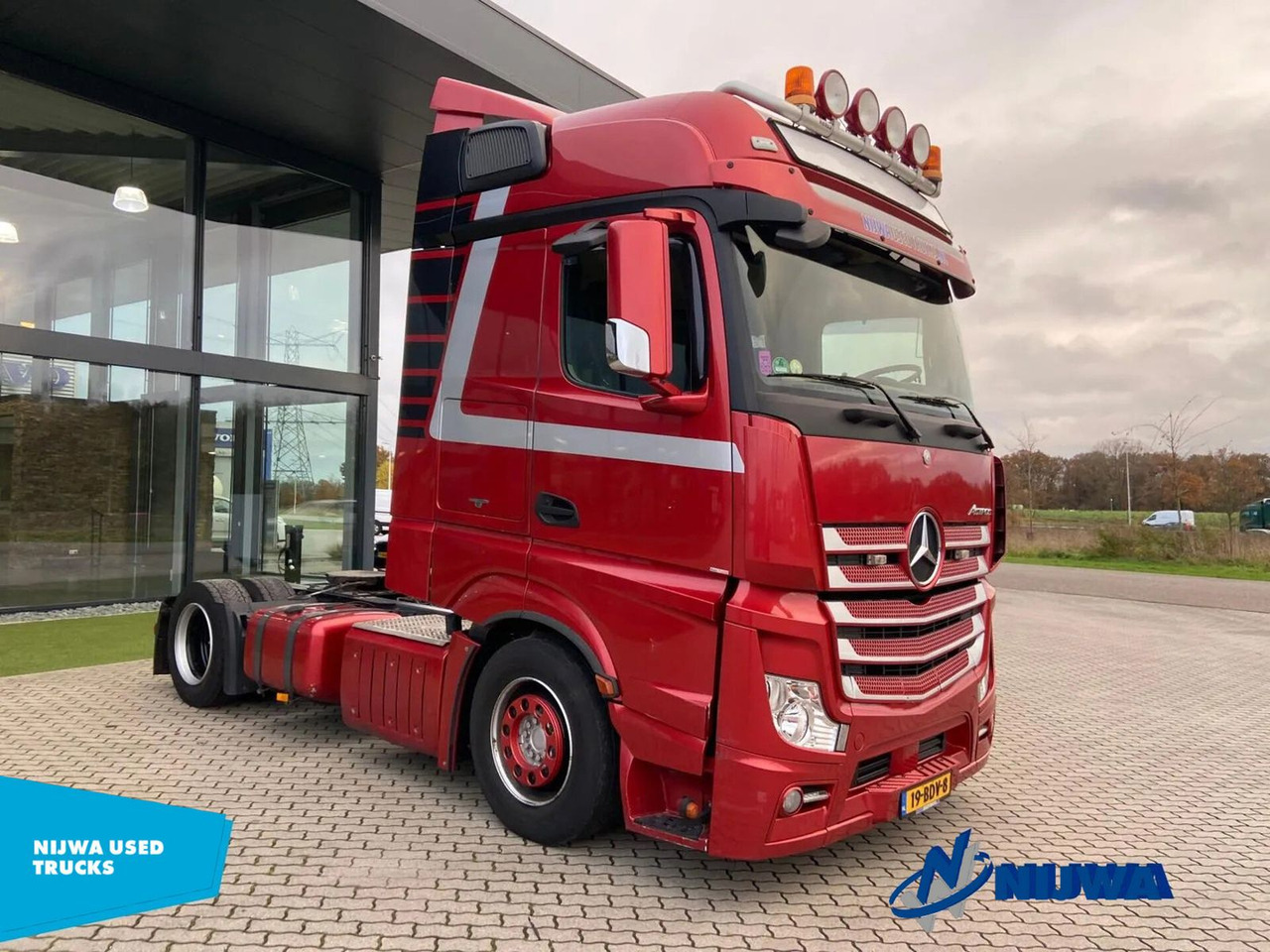 Mercedes-Benz ACTROS 450 4x2 Standairco + Koelkast - Nyergesvontató: 2 kép. Mercedes-Benz ACTROS 450 4x2 Standairco + Koelkast - Nyergesvontató: 2 kép.