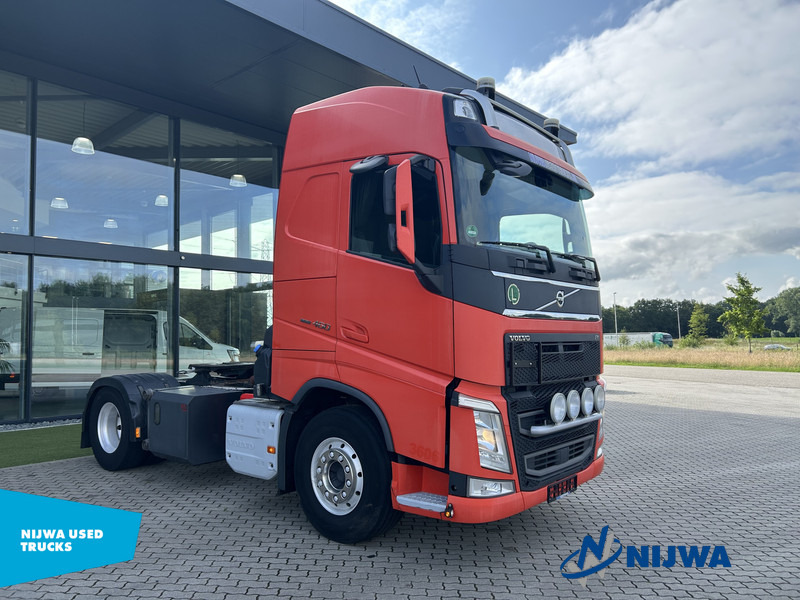 Volvo FH 460 4x2 Blower + ACC - Nyergesvontató: 2 kép. Volvo FH 460 4x2 Blower + ACC - Nyergesvontató: 2 kép.