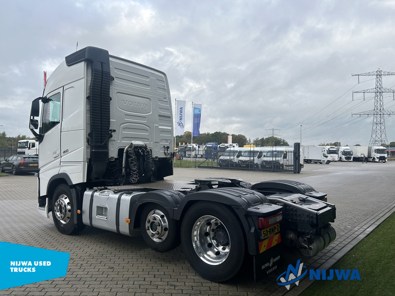 Volvo FH 460 6x2 Geschikt voor ADR + Hydrauliek - Nyergesvontató: 4 kép. Volvo FH 460 6x2 Geschikt voor ADR + Hydrauliek - Nyergesvontató: 4 kép.
