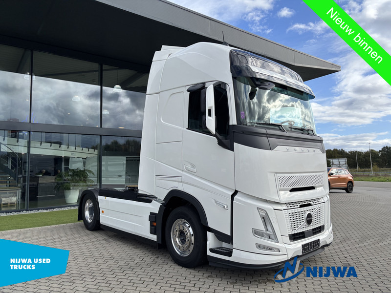 Volvo FH 500 Aero XL 4x2 Full air + Retarder - Nyergesvontató: 2 kép. Volvo FH 500 Aero XL 4x2 Full air + Retarder - Nyergesvontató: 2 kép.
