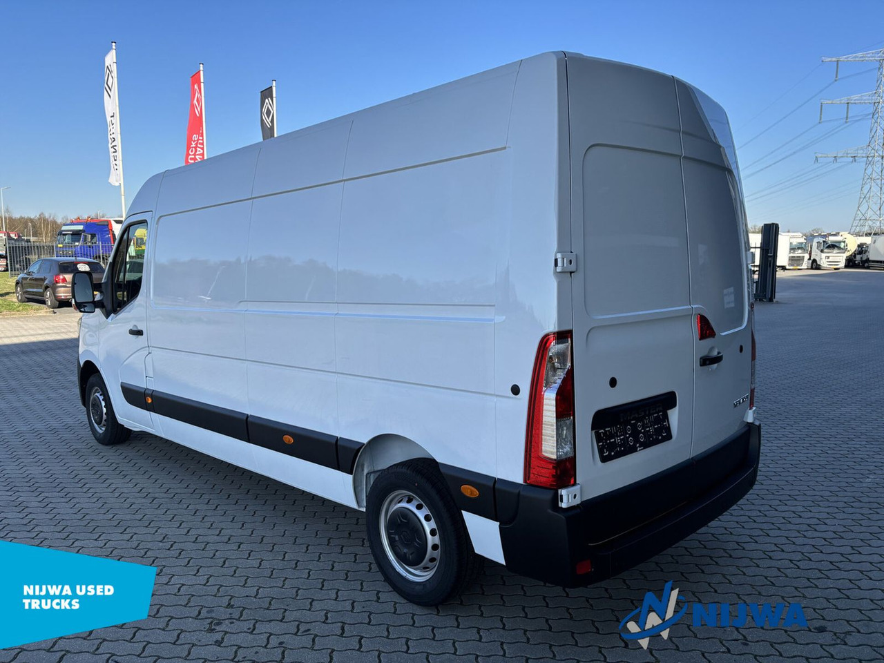 Renault Master 135 L3H2 Parkeersensoren + Cruise control - Kis furgon: 4 kép. Renault Master 135 L3H2 Parkeersensoren + Cruise control - Kis furgon: 4 kép.
