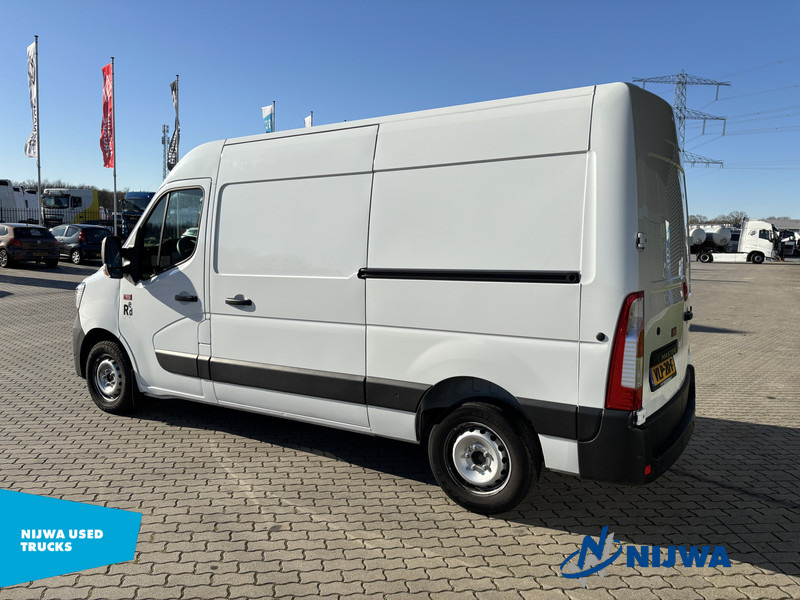 Renault Master T35 150 L2H2  Navigatie + Dubbele schuifdeur - Furgon: 4 kép. Renault Master T35 150 L2H2  Navigatie + Dubbele schuifdeur - Furgon: 4 kép.