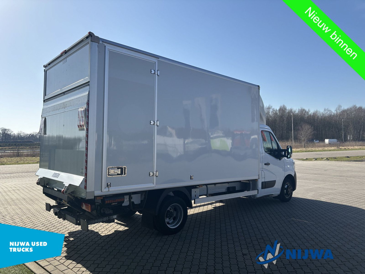 Renault Master T35 165 Dubbel lucht + Trekhaak Kasten - Furgon: 3 kép. Renault Master T35 165 Dubbel lucht + Trekhaak Kasten - Furgon: 3 kép.