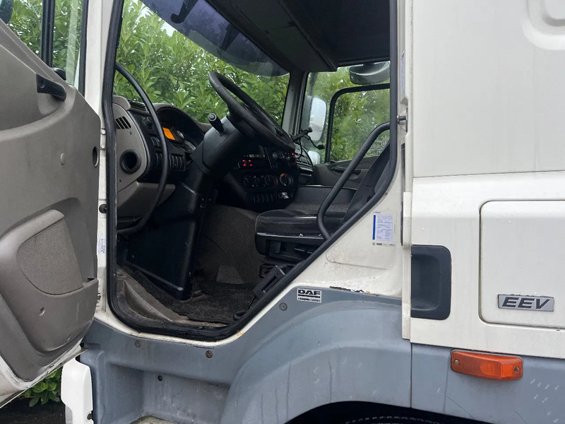 DAF CF 85 .360 Euro5 - Nyergesvontató: 5 kép. DAF CF 85 .360 Euro5 - Nyergesvontató: 5 kép.