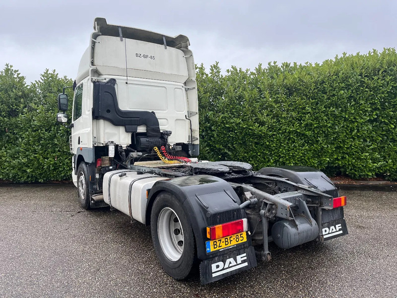 DAF CF 85 .360 Euro5 - Nyergesvontató: 3 kép. DAF CF 85 .360 Euro5 - Nyergesvontató: 3 kép.