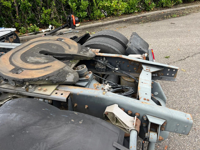 DAF XF 105.410 FT SC Euro5 - Nyergesvontató: 4 kép. DAF XF 105.410 FT SC Euro5 - Nyergesvontató: 4 kép.