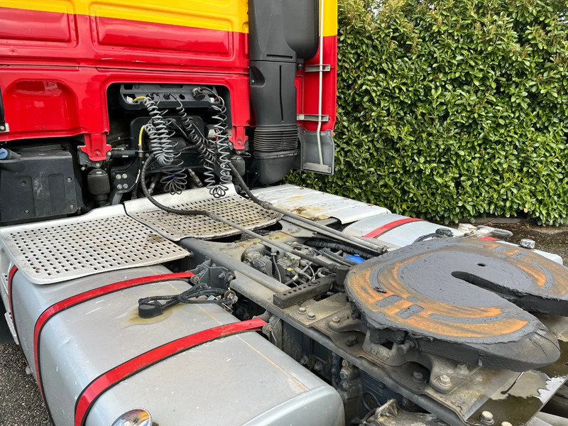 DAF XF 460 FT SSC Euro6 Intarder - Nyergesvontató: 4 kép. DAF XF 460 FT SSC Euro6 Intarder - Nyergesvontató: 4 kép.