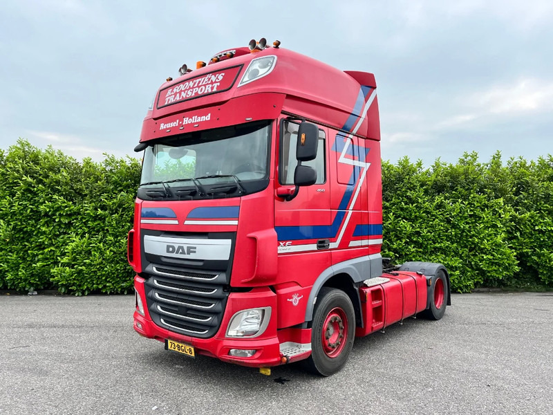 DAF XF 460 FT SSC Intarder - Nyergesvontató: 2 kép. DAF XF 460 FT SSC Intarder - Nyergesvontató: 2 kép.