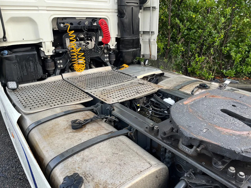 DAF XF 480 FT SSC Euro6 Intarder - Nyergesvontató: 4 kép. DAF XF 480 FT SSC Euro6 Intarder - Nyergesvontató: 4 kép.