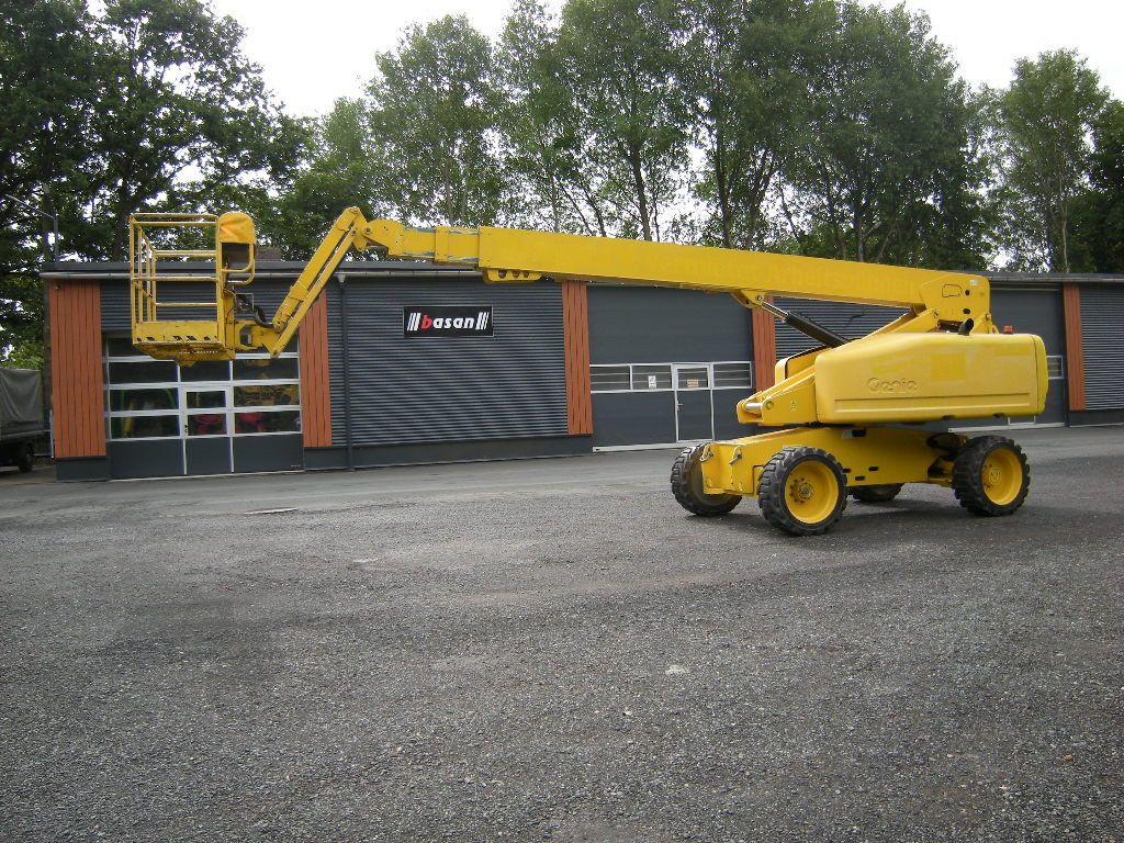 Genie Arbeitsbühne Genie S65, AH 22m - Emelőkosaras teherautó: 1 kép. Genie Arbeitsbühne Genie S65, AH 22m - Emelőkosaras teherautó: 1 kép.