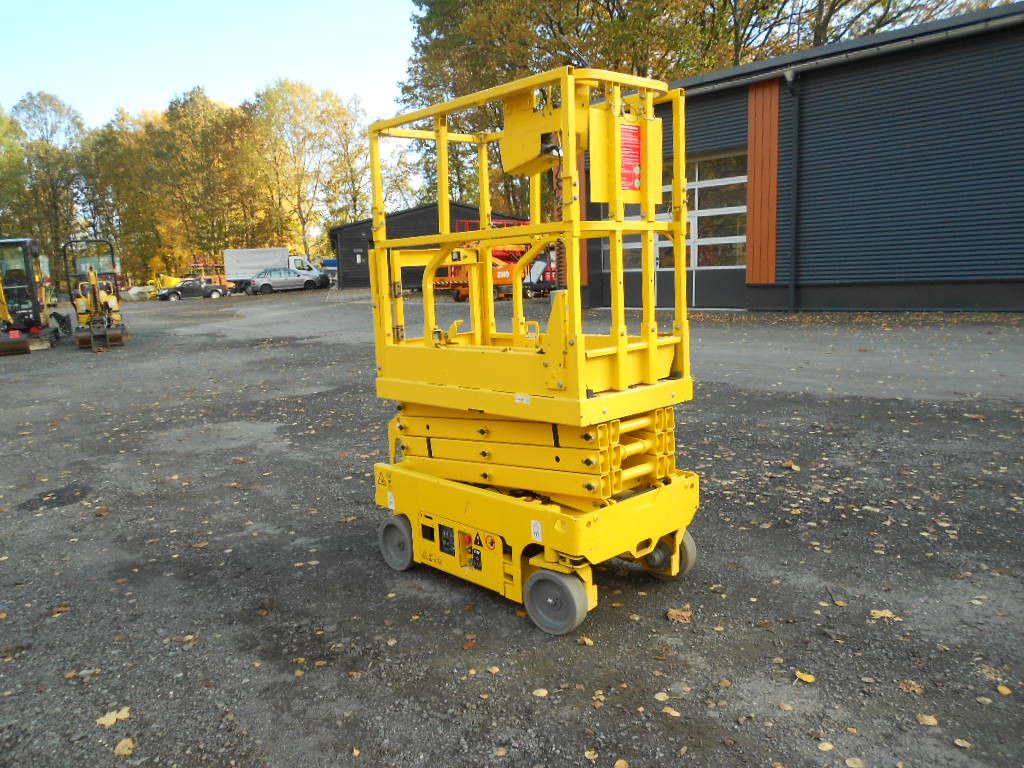 Genie GS 1330, Leichtscherenarbeitsbühne Genie 5,9 m lízing Genie GS 1330, Leichtscherenarbeitsbühne Genie 5,9 m: 22 kép. Genie GS 1330, Leichtscherenarbeitsbühne Genie 5,9 m lízing Genie GS 1330, Leichtscherenarbeitsbühne Genie 5,9 m: 22 kép.