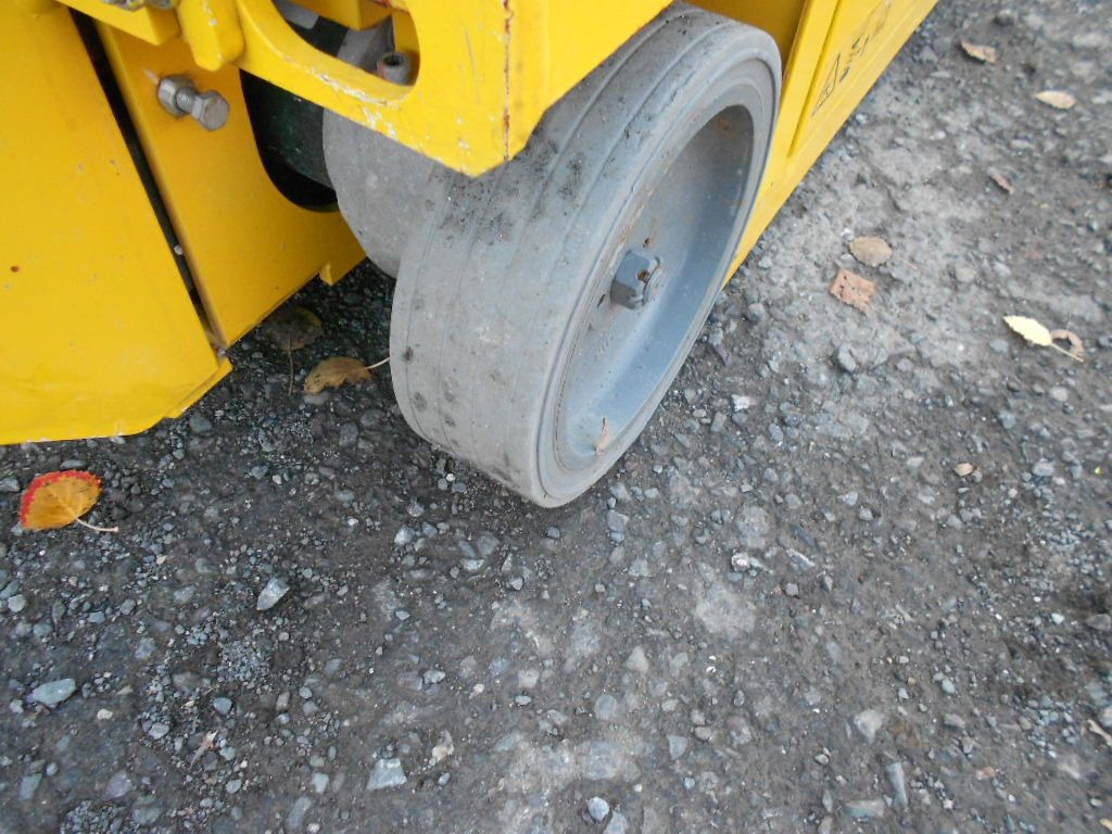 Genie GS 1330, Leichtscherenarbeitsbühne Genie 5,9 m lízing Genie GS 1330, Leichtscherenarbeitsbühne Genie 5,9 m: 9 kép. Genie GS 1330, Leichtscherenarbeitsbühne Genie 5,9 m lízing Genie GS 1330, Leichtscherenarbeitsbühne Genie 5,9 m: 9 kép.