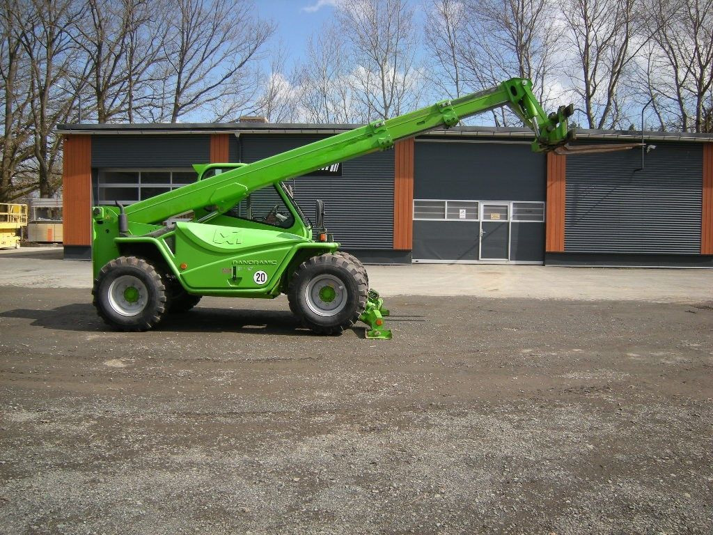 Merlo Panoramic P38.13 , SL33 - Teleszkópos rakodó: 1 kép. Merlo Panoramic P38.13 , SL33 - Teleszkópos rakodó: 1 kép.