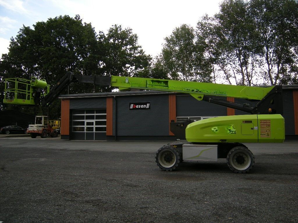 Zoomlion Arbeitsbühne ZT22JE, AH 24 m - Emelőkosaras teherautó: 1 kép. Zoomlion Arbeitsbühne ZT22JE, AH 24 m - Emelőkosaras teherautó: 1 kép.