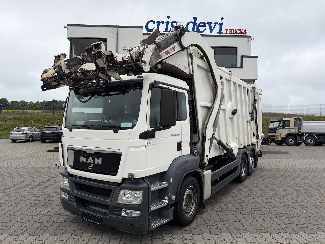 MAN TGS 26.320 6x2 BL Faun Frontlader - Szemetesautó: 1 kép. MAN TGS 26.320 6x2 BL Faun Frontlader - Szemetesautó: 1 kép.