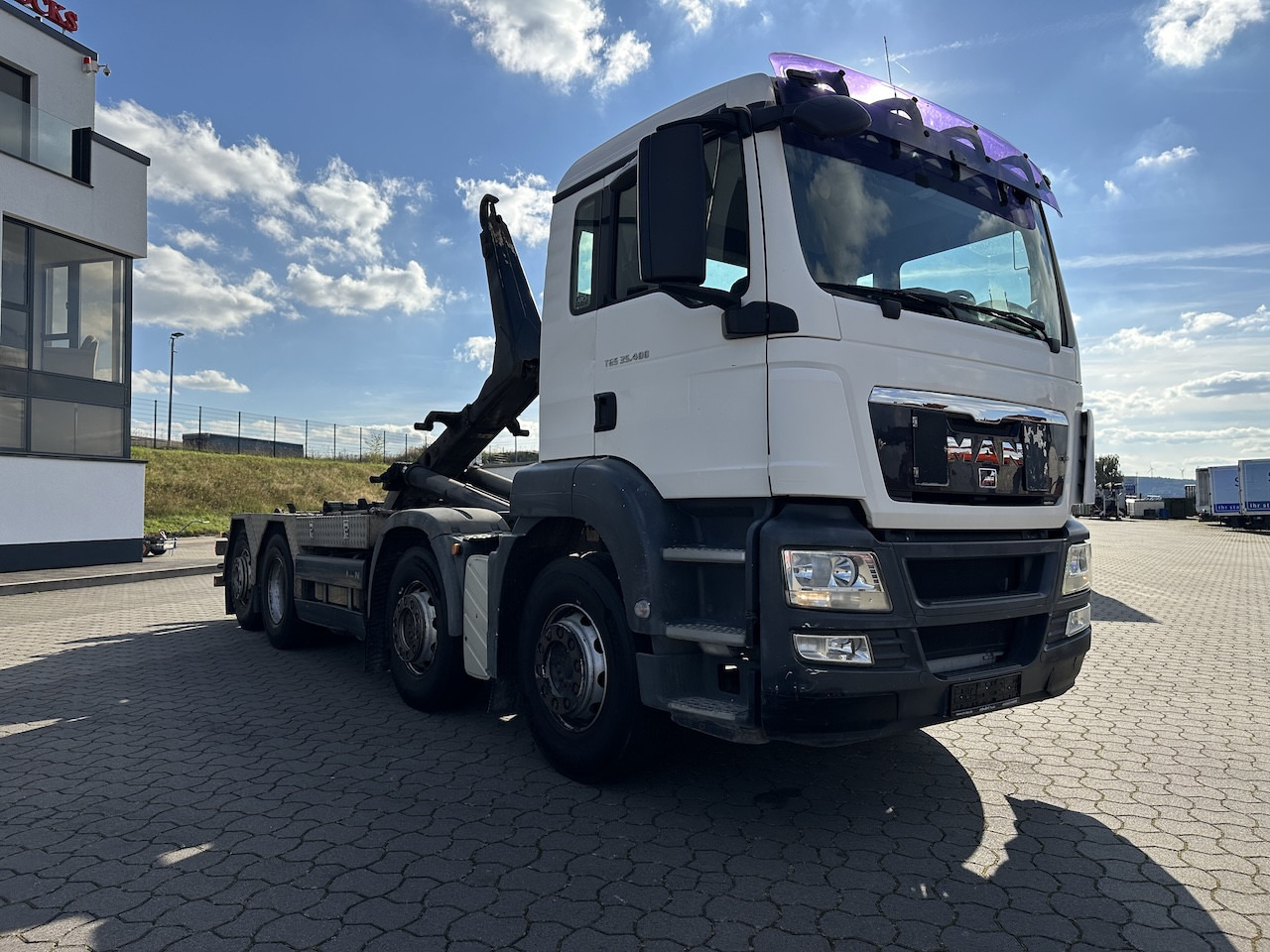 MAN TGS 35.400 8x2 Intarder Meiller Haken - Horgos rakodó teherautó: 3 kép. MAN TGS 35.400 8x2 Intarder Meiller Haken - Horgos rakodó teherautó: 3 kép.