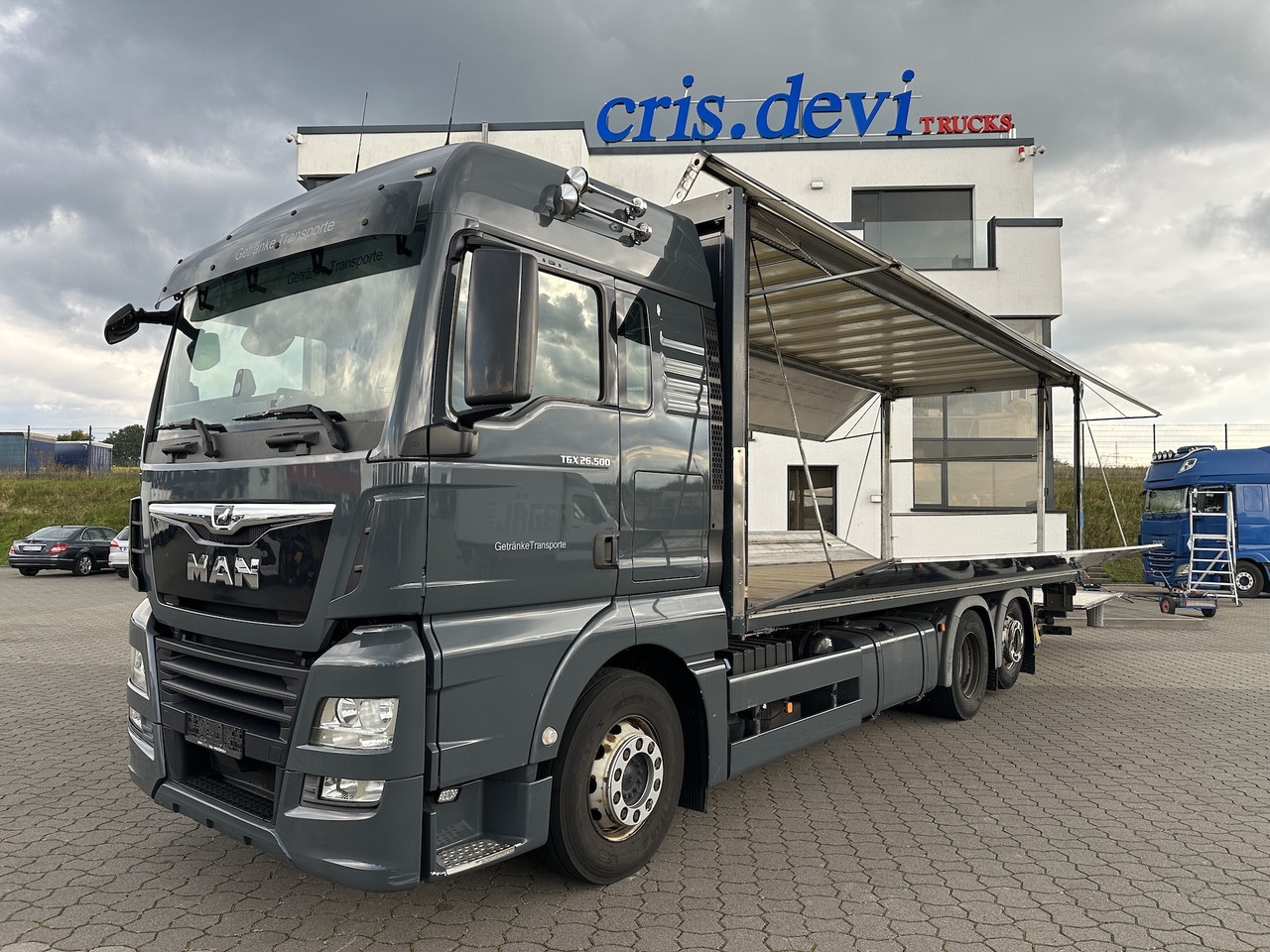 MAN TGX 26.500 6x2 LL Intarder Getränkezug LBW Ameise - Italszállító teherautó: 5 kép. MAN TGX 26.500 6x2 LL Intarder Getränkezug LBW Ameise - Italszállító teherautó: 5 kép.