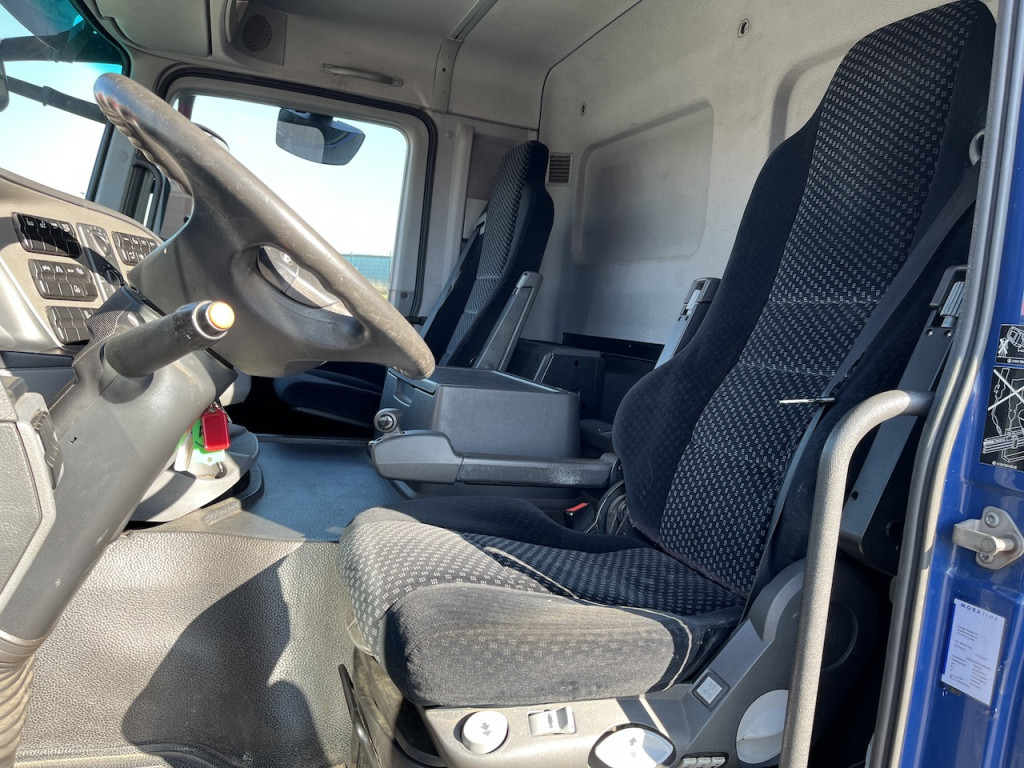 Mercedes-Benz 2541 6x2 Atlas 135.2E Pritsche 8,20 m - Ponyvás teherautó, Darus autó: 2 kép. Mercedes-Benz 2541 6x2 Atlas 135.2E Pritsche 8,20 m - Ponyvás teherautó, Darus autó: 2 kép.