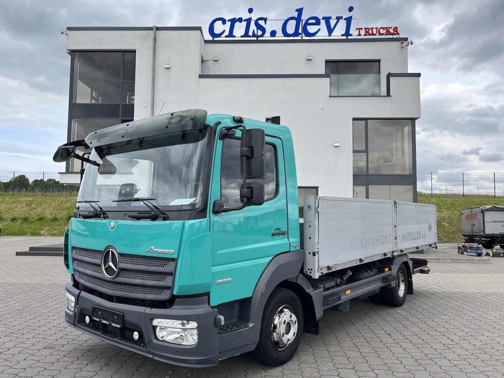Mercedes-Benz Atego 823 4x2 AHK Hebezug Seilzug Brennholz - Platós kisteherautó: 1 kép. Mercedes-Benz Atego 823 4x2 AHK Hebezug Seilzug Brennholz - Platós kisteherautó: 1 kép.
