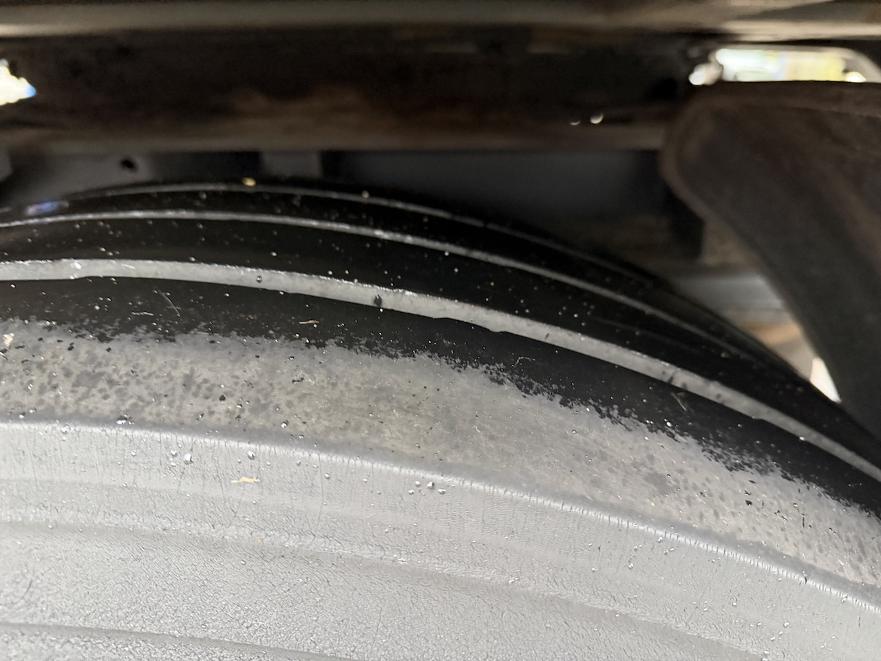 Orten PRASQ18 Getränke 7,30 m - Pótkocsi italszállító: 3 kép. Orten PRASQ18 Getränke 7,30 m - Pótkocsi italszállító: 3 kép.