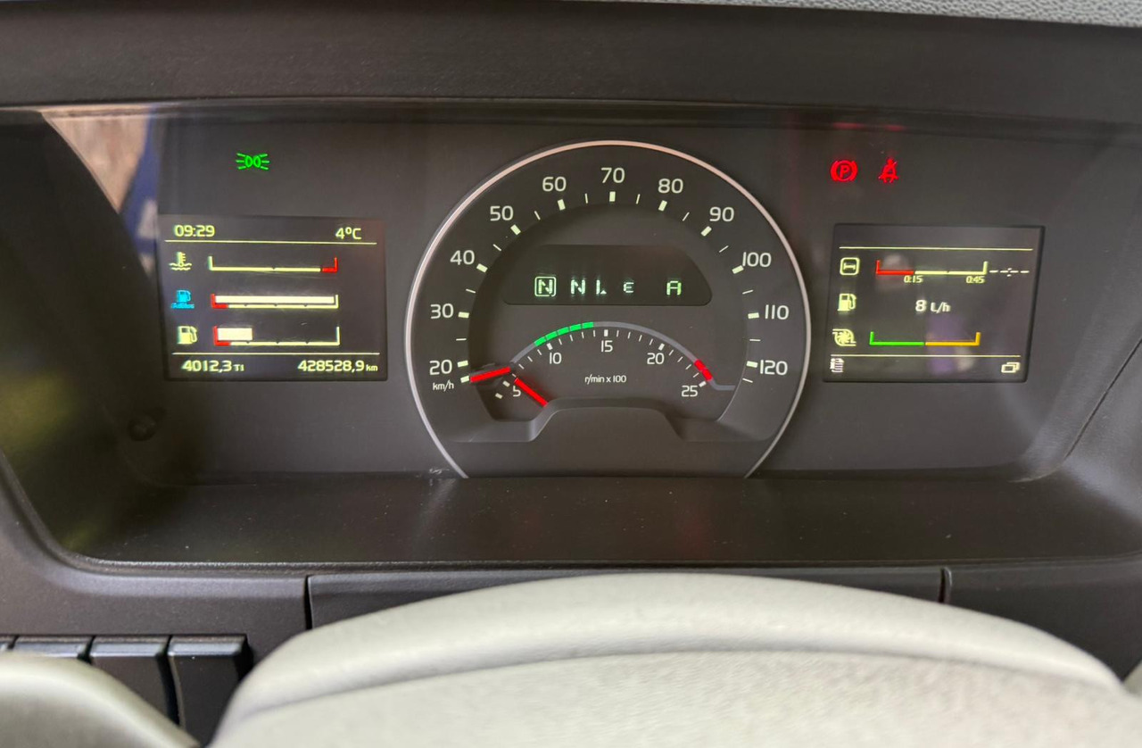 Volvo FMX 500 10x4 Moser Rockbox RS - Dömper: 3 kép. Volvo FMX 500 10x4 Moser Rockbox RS - Dömper: 3 kép.