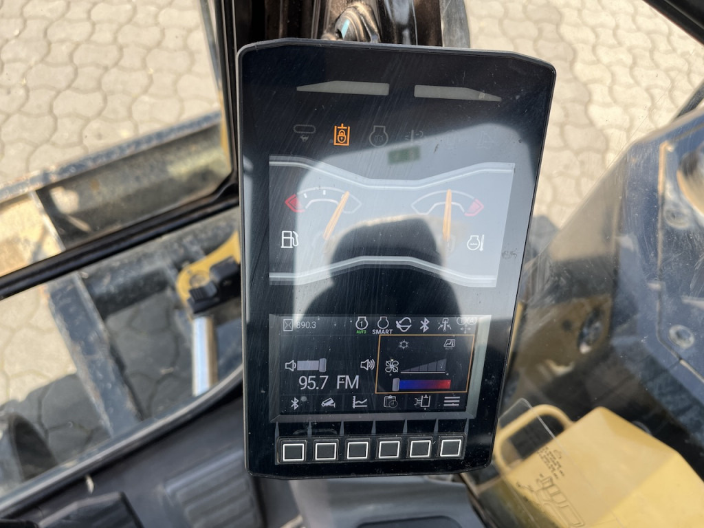Cat 306 CR Kompaktbagger 2x Löffel - Minikotró: 5 kép. Cat 306 CR Kompaktbagger 2x Löffel - Minikotró: 5 kép.