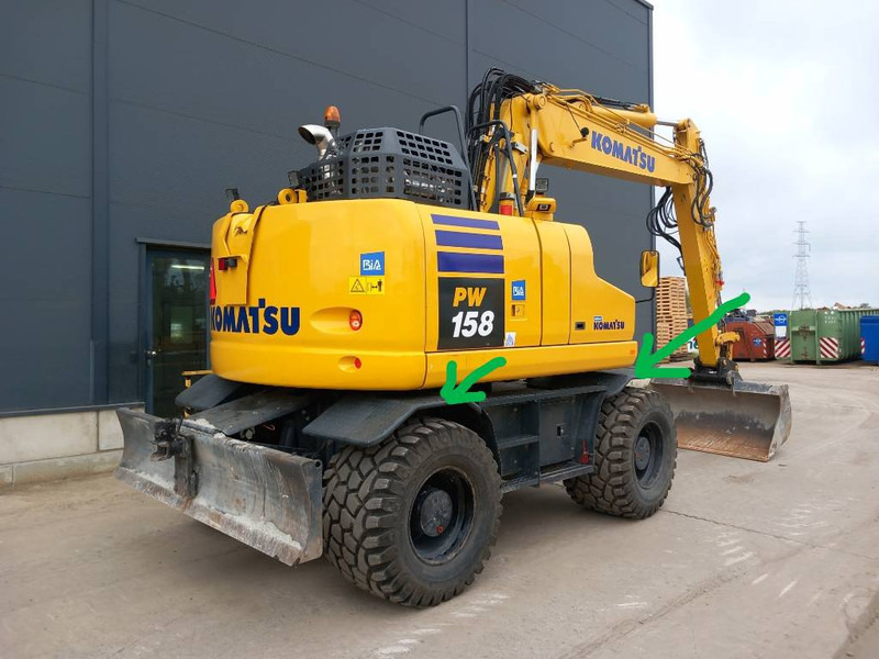 Komatsu PW158-11 MUDGUARDS - Adapterek - Építőipari gépek: 1 kép. Komatsu PW158-11 MUDGUARDS - Adapterek - Építőipari gépek: 1 kép.