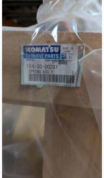 Komatsu D85PX-18 -SPRING ASSY - 154-30-00281 - Keret/ Alváz - Építőipari gépek: 2 kép. Komatsu D85PX-18 -SPRING ASSY - 154-30-00281 - Keret/ Alváz - Építőipari gépek: 2 kép.