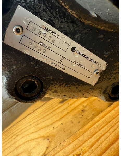 Komatsu PW140-7 REAR AXLE ASSEMBLY 20E-22-32000 - Tengely és alkatrészek - Építőipari gépek: 2 kép. Komatsu PW140-7 REAR AXLE ASSEMBLY 20E-22-32000 - Tengely és alkatrészek - Építőipari gépek: 2 kép.
