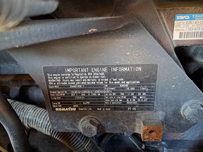 Komatsu WA500-8E0 - Gumikerekes homlokrakodó: 5 kép. Komatsu WA500-8E0 - Gumikerekes homlokrakodó: 5 kép.