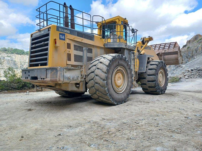 Komatsu WA800-3 - Gumikerekes homlokrakodó: 1 kép. Komatsu WA800-3 - Gumikerekes homlokrakodó: 1 kép.