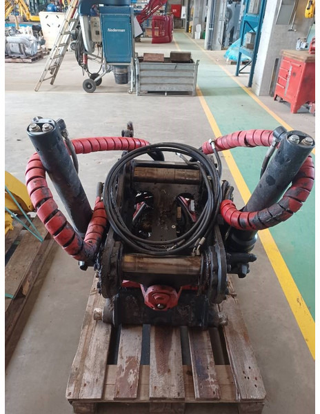 ROTOTILT R4 - Tiltrotátor: 4 kép. ROTOTILT R4 - Tiltrotátor: 4 kép.