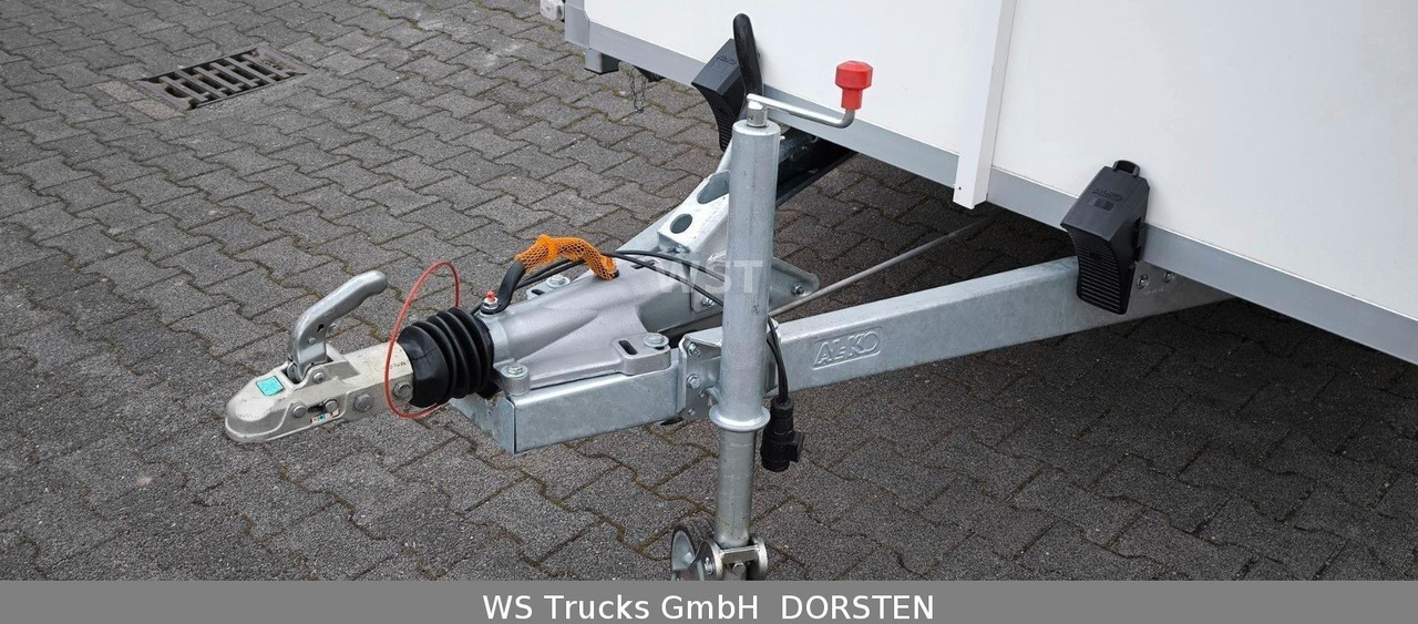 Getränke WST Edition Big , Kühlanhänger - Pótkocsi hűtős: 4 kép. Getränke WST Edition Big , Kühlanhänger - Pótkocsi hűtős: 4 kép.